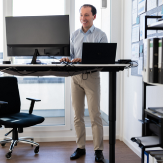 The Health Benefits of Using Height Adjustable Workstations